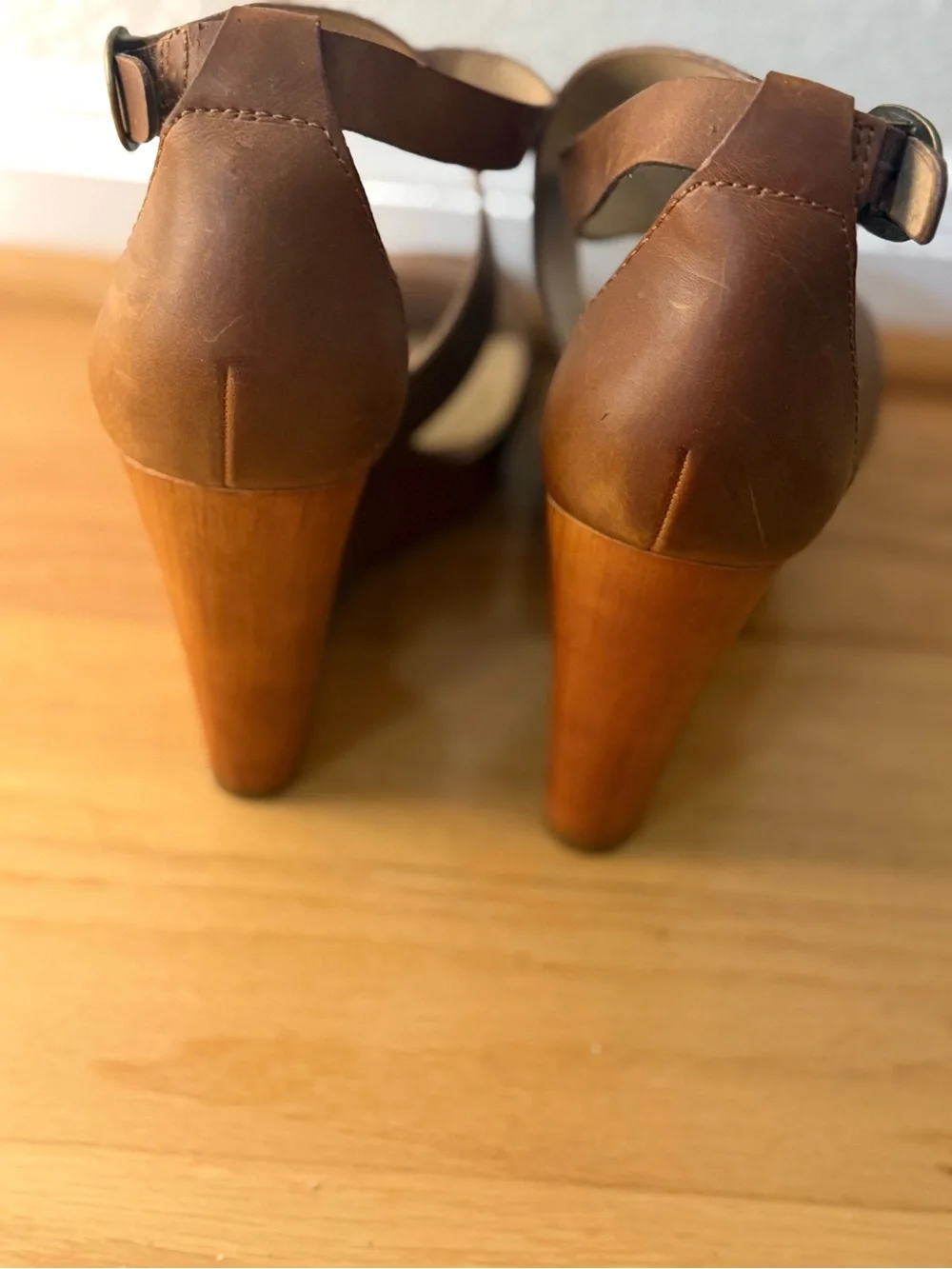 Lucky Brand Tan Brown Leather Platform Wedge Sandals